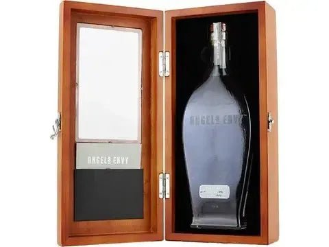 Angel's Envy Cask Strength Bourbon 2016 - The Rare Whiskey Shop